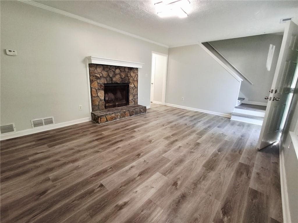 3 bedroom, 3 bathroom, 1,364 sq ft townhouse for sale at 3530 Hopkins Court, Powder Springs, GA 30127 — photo 4