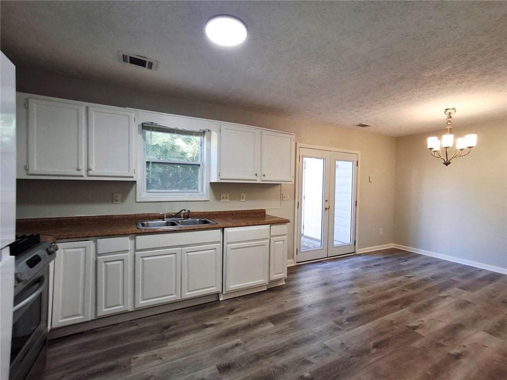 3 bedroom, 3 bathroom, 1,364 sq ft townhouse for sale at 3530 Hopkins Court, Powder Springs, GA 30127 — photo 7