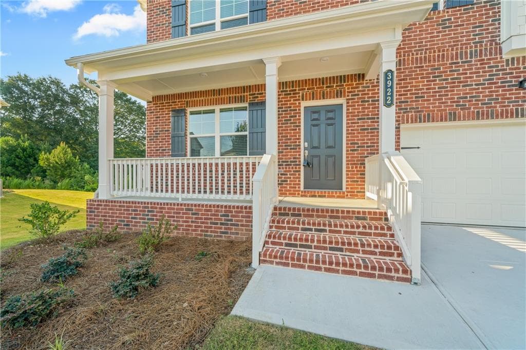 4 bedroom, 3 bathroom, 2,540 sq ft single family residence for rent at 3922 Rustic Barn Way, Loganville, GA 30052 for $2,600 a month — photo 4
