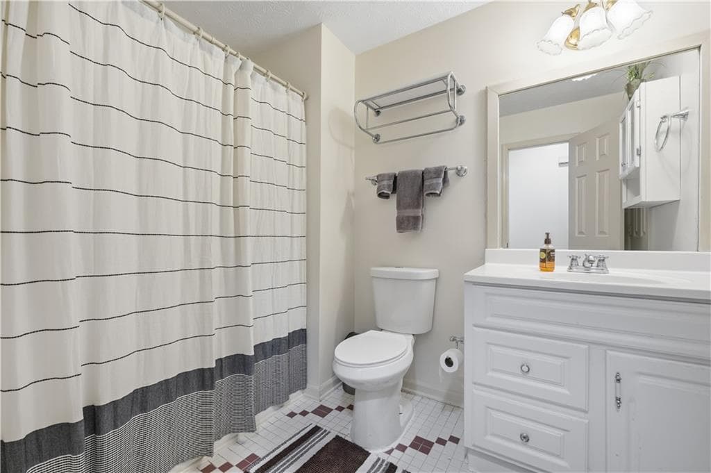 5 bedroom, 2 bathroom, 1,676 sq ft single family residence for sale at 1668 Woodsong Court, Grayson, GA 30017 — photo 9