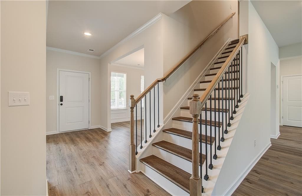 5 bedroom, 4 bathroom, 3,167 sq ft single family residence for sale at 1059 Georgian Point Drive, Lawrenceville, GA 30045 — photo 8