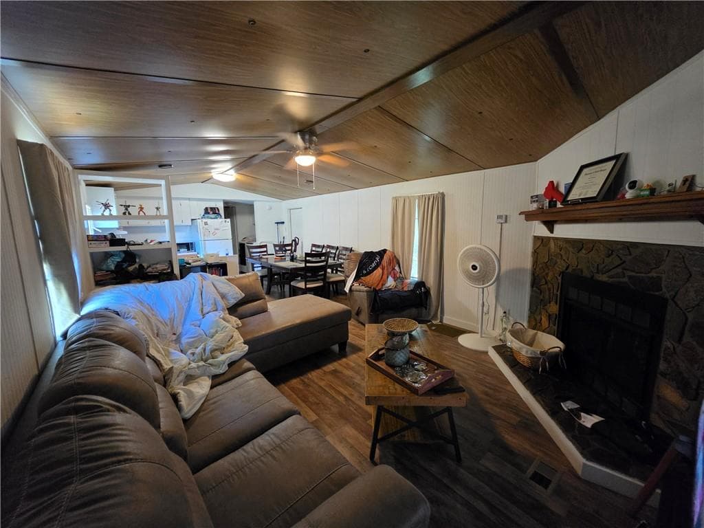 2 bedroom, 2 bathroom, 924 sq ft single family residence for sale at 5170 Hurt Bridge Road, Cumming, GA 30028 — photo 5