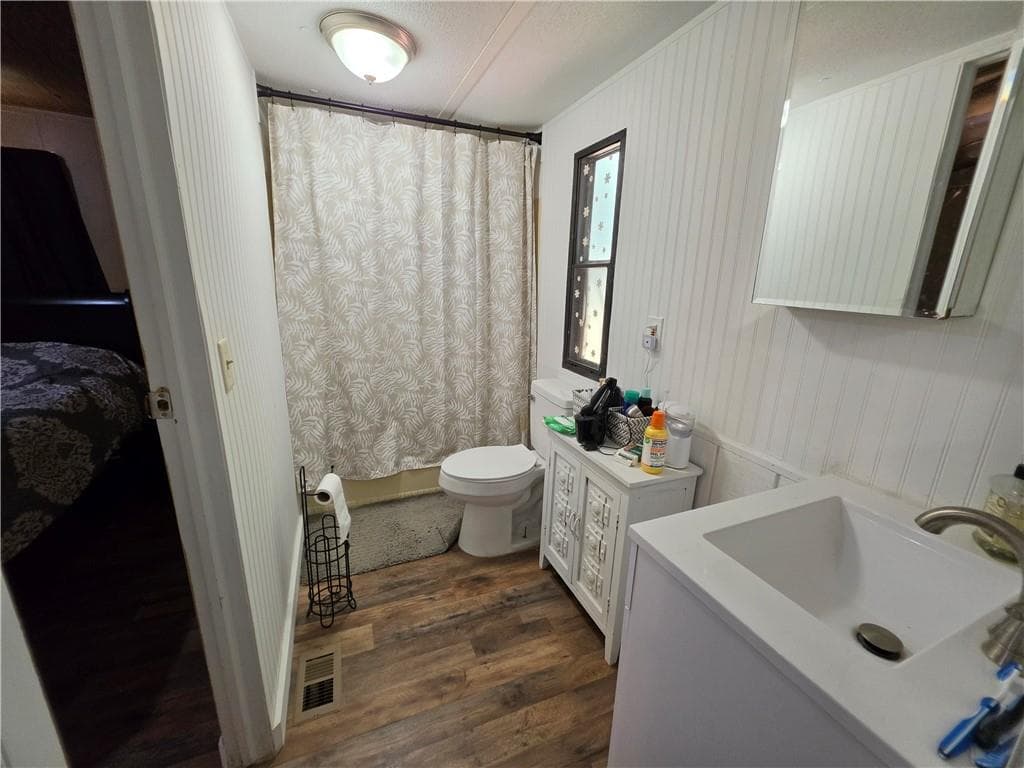 2 bedroom, 2 bathroom, 924 sq ft single family residence for sale at 5170 Hurt Bridge Road, Cumming, GA 30028 — photo 9