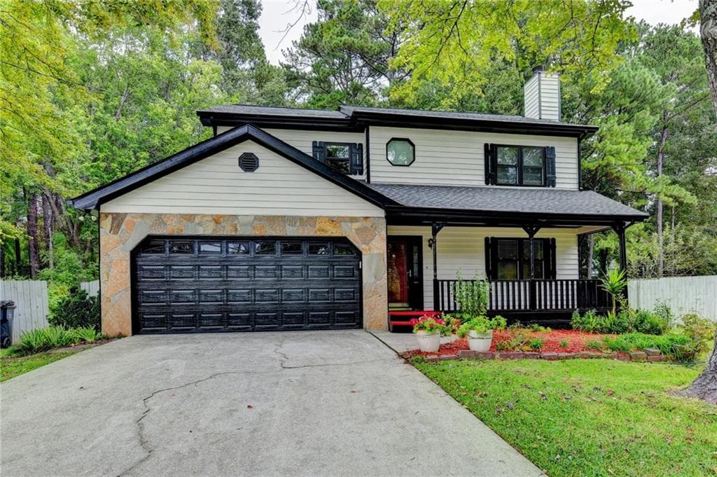 3 bedroom, 3 bathroom, 1,764 sq ft single family residence for sale at 1188 Gate Post Lane, Lawrenceville, GA 30044 — photo 3