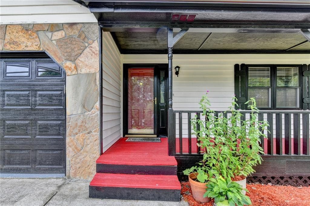 3 bedroom, 3 bathroom, 1,764 sq ft single family residence for sale at 1188 Gate Post Lane, Lawrenceville, GA 30044 — photo 5