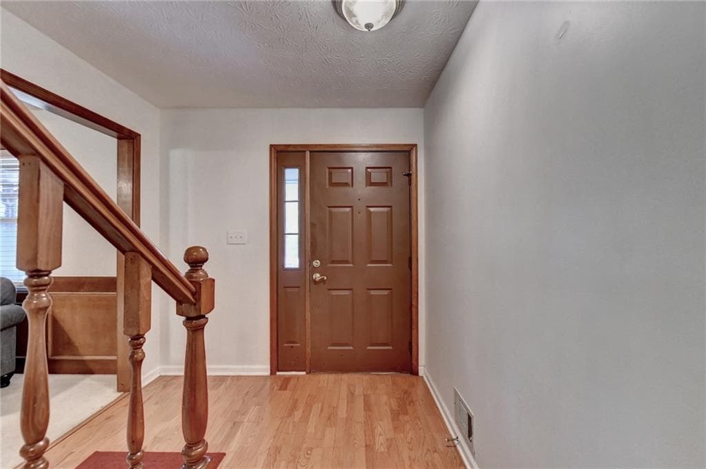 3 bedroom, 3 bathroom, 1,764 sq ft single family residence for sale at 1188 Gate Post Lane, Lawrenceville, GA 30044 — photo 7