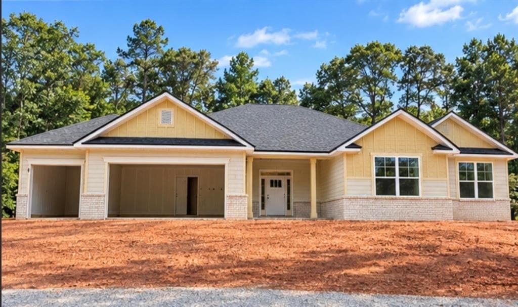 4 bedroom, 3 bathroom, 2,700 sq ft single family residence for sale at 383 Blackberry Court, Pendergrass, GA 30567