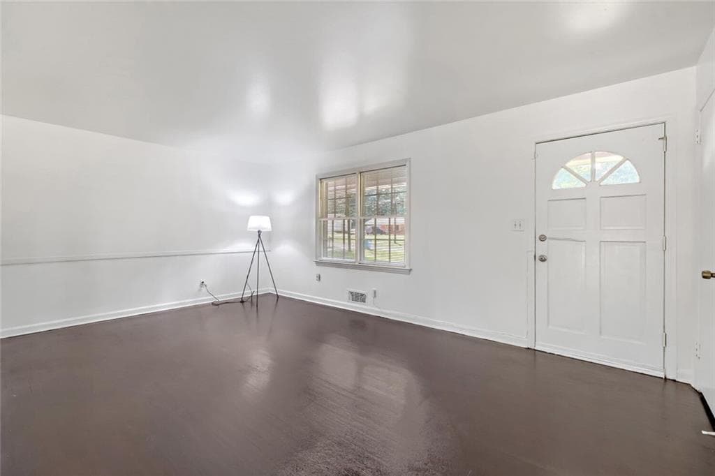 3 bedroom, 2 bathroom, 1,175 sq ft single family residence for sale at 4750 Janice Drive, South Fulton, GA 30337 — photo 9