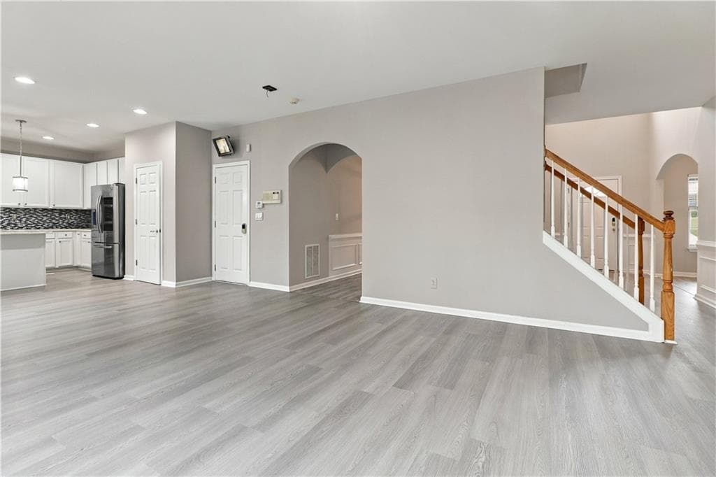 6 bedroom, 4 bathroom, 4,353 sq ft single family residence for sale at 411 Azure Court, Stockbridge, GA 30281 — photo 5