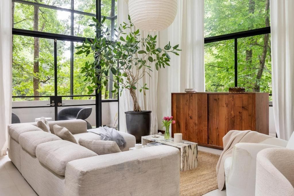 3 bedroom, 4 bathroom, 3,400 sq ft single family residence for rent at 525 Claire Drive, Atlanta, GA 30307 for $13,500 a month — photo 10