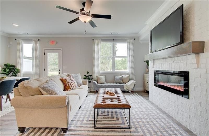 3 bedroom, 3 bathroom, 1,904 sq ft townhouse for rent at 4672 Cypress Landing Way, Gainesville, GA 30504 for $2,050 a month — photo 4