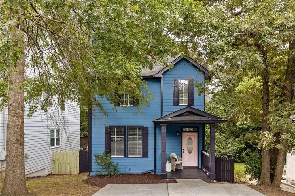 3 bedroom, 3 bathroom, 1,504 sq ft single family residence for sale at 37 Montgomery Street, Atlanta, GA 30307
