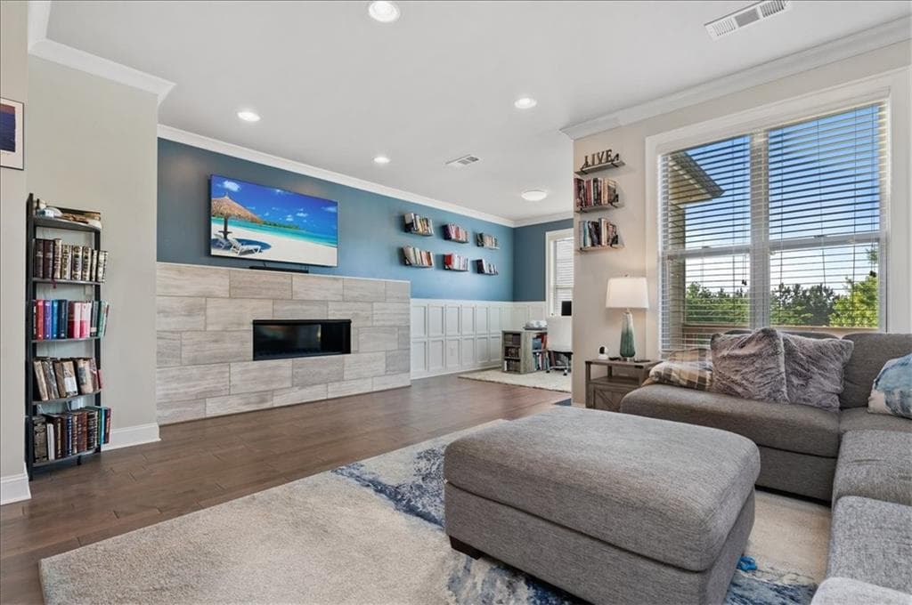 3 bedroom, 4 bathroom, 2,074 sq ft townhouse for rent at 1305 Faircrest Way, Suwanee, GA 30024 for $3,400 a month — photo 9