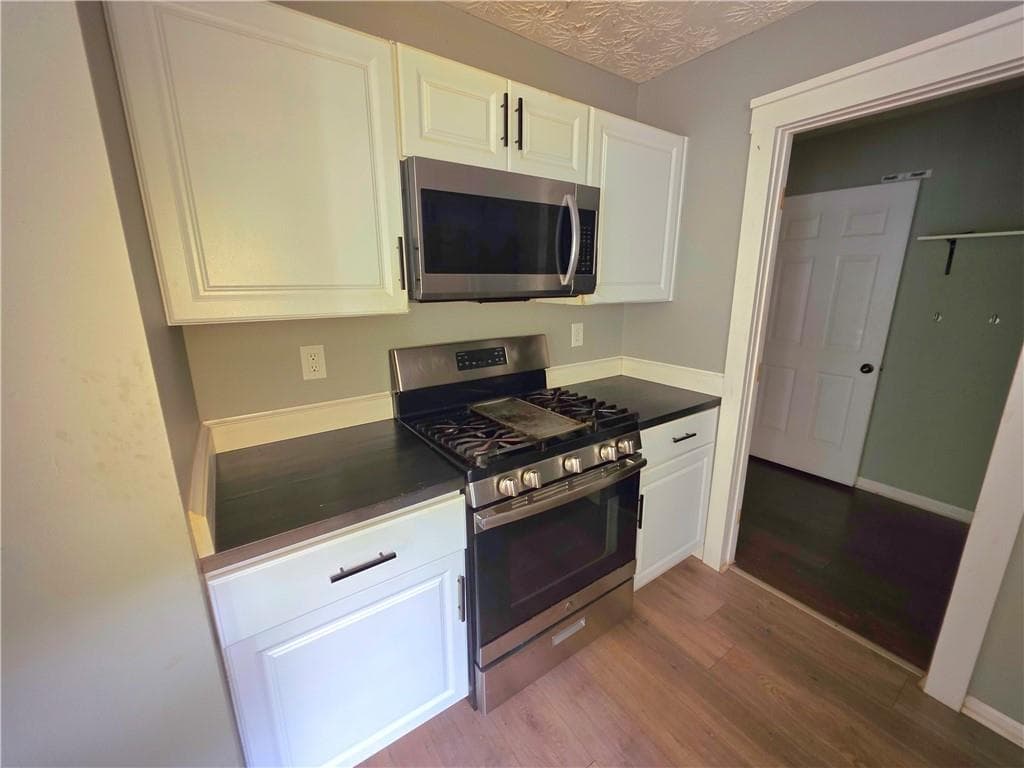 3 bedroom, 3 bathroom, 1,548 sq ft single family residence for sale at 421 Shenandoah Court, Winder, GA 30680 — photo 7