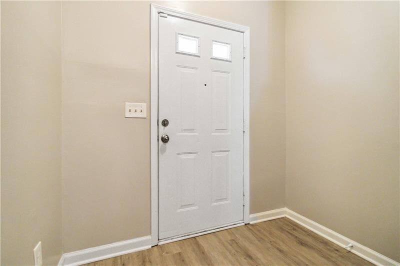 2 bedroom, 3 bathroom, 1,561 sq ft townhouse for rent at 5820 Terremont Circle, Norcross, GA 30093 for $1,850 a month — photo 5