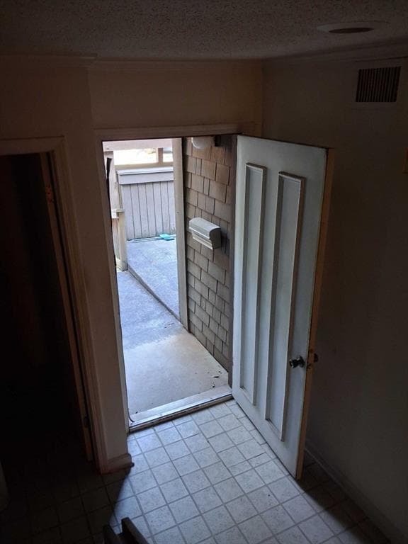 3 bedroom, 3 bathroom, 1,498 sq ft condominium for sale at 111 Willowick Drive, Lithonia, GA 30038 — photo 4