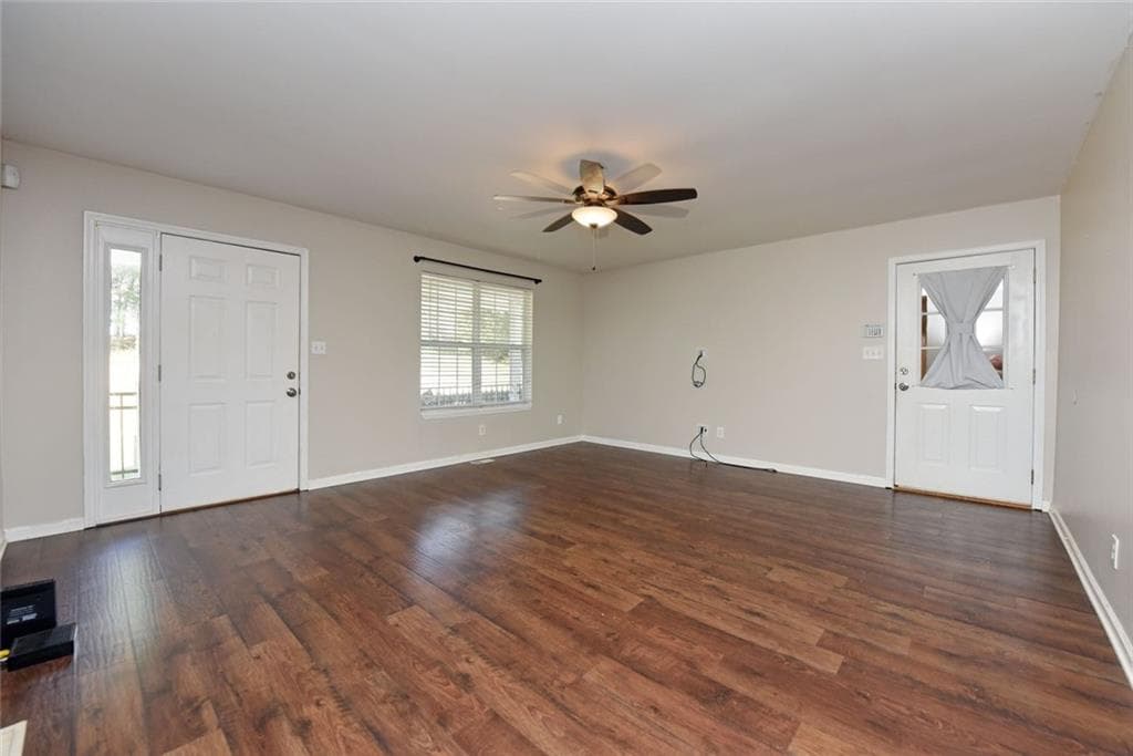 3 bedroom, 2 bathroom, 2,930 sq ft single family residence for rent at 54 Poplar Road, Commerce, GA 30529 for $2,200 a month — photo 6