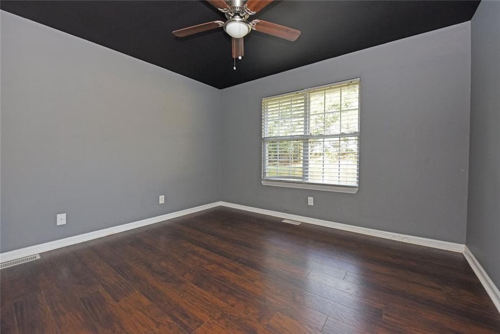 3 bedroom, 2 bathroom, 2,930 sq ft single family residence for rent at 54 Poplar Road, Commerce, GA 30529 for $2,200 a month — photo 9