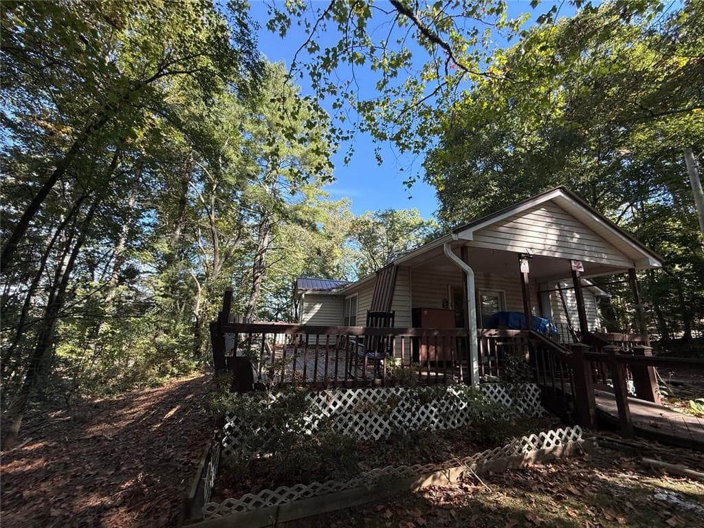 2 bedroom, 1 bathroom, 1,708 sq ft single family residence for sale at 269 Kimsey Street, Blairsville, GA 30512 — photo 8