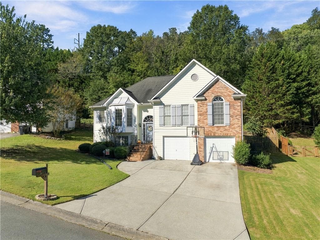 4 bedroom, 2 bathroom, 2,282 sq ft single family residence for sale at 30 Gables Drive, Rome, GA 30161 — photo 1 of 38