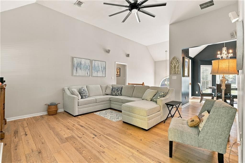 4 bedroom, 2 bathroom, 2,282 sq ft single family residence for sale at 30 Gables Drive, Rome, GA 30161 — photo 7