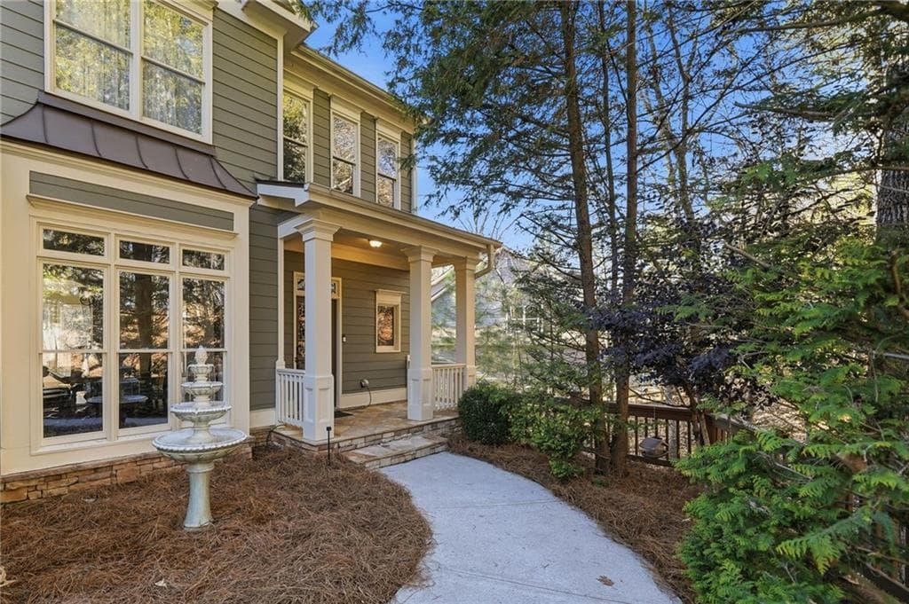 5 bedroom, 5 bathroom, 4,019 sq ft single family residence for sale at 118 Broadwater Court, Waleska, GA 30183 — photo 5