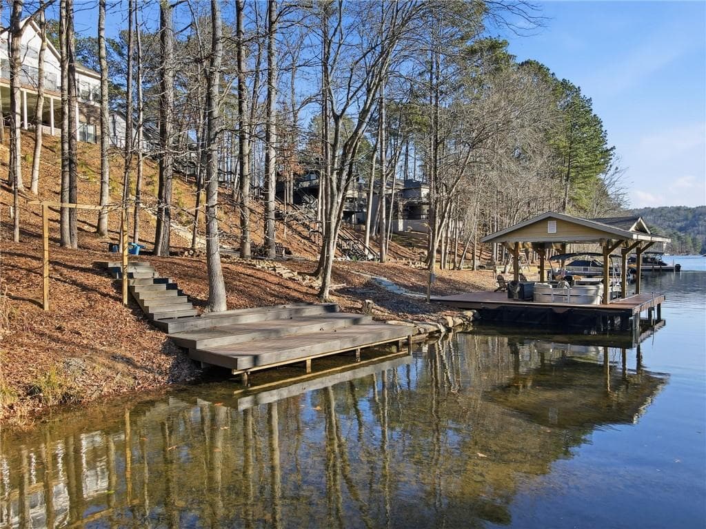5 bedroom, 5 bathroom, 4,019 sq ft single family residence for sale at 118 Broadwater Court, Waleska, GA 30183 — photo 10