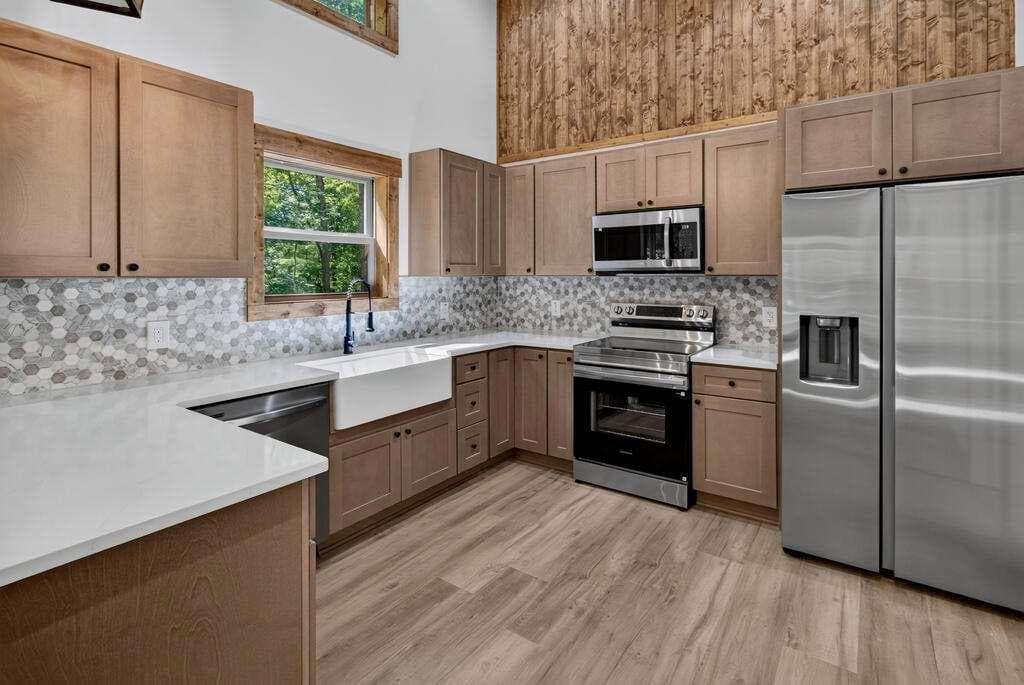 2 bedroom, 2 bathroom, 851 sq ft single family residence for sale at 41 Majestic Way, Morganton, GA 30560 — photo 7