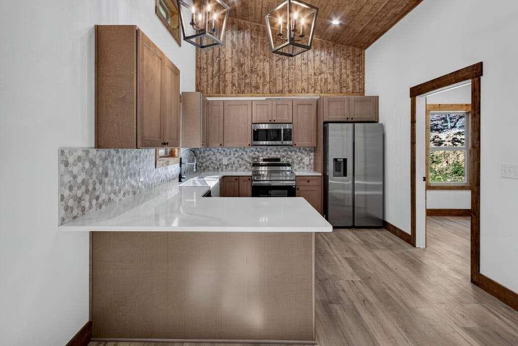 2 bedroom, 2 bathroom, 851 sq ft single family residence for sale at 41 Majestic Way, Morganton, GA 30560 — photo 8