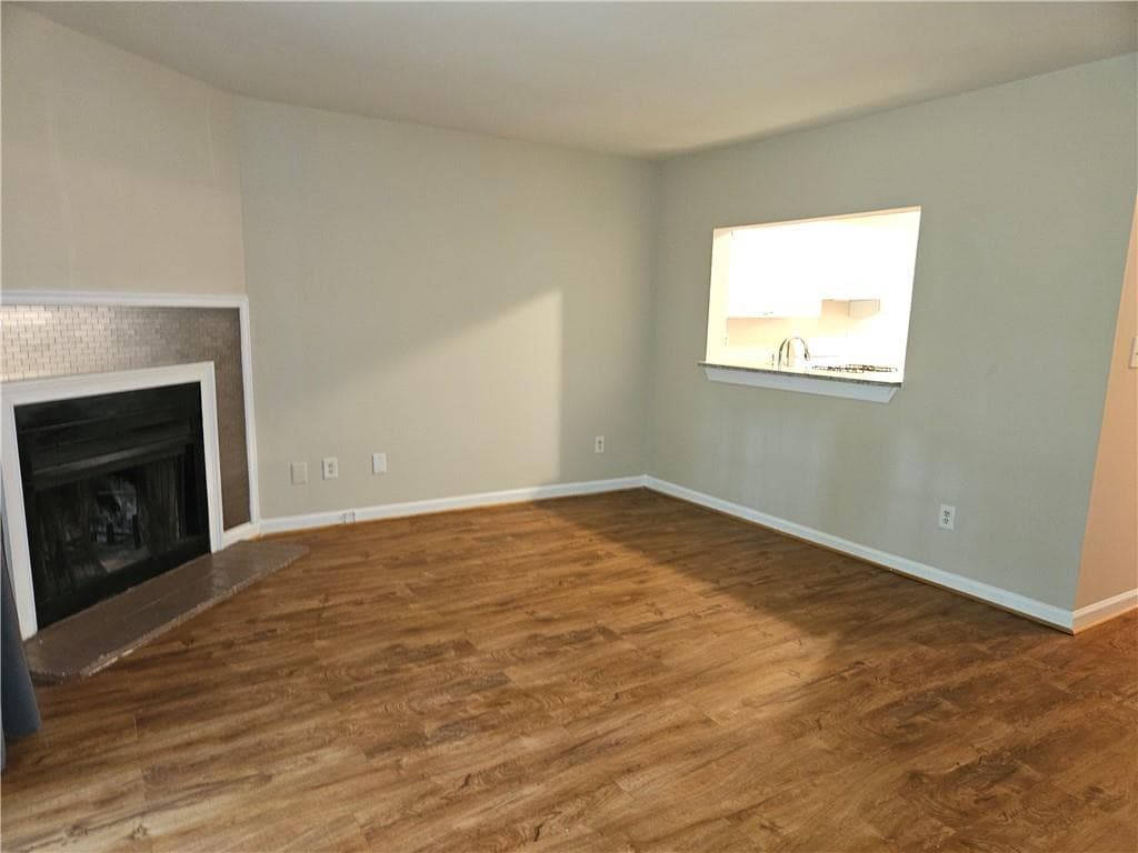 2 bedroom, 3 bathroom, 1,100 sq ft townhouse for rent at 1225 Oakplace Drive, Marietta, GA 30008 for $1,300 a month — photo 6