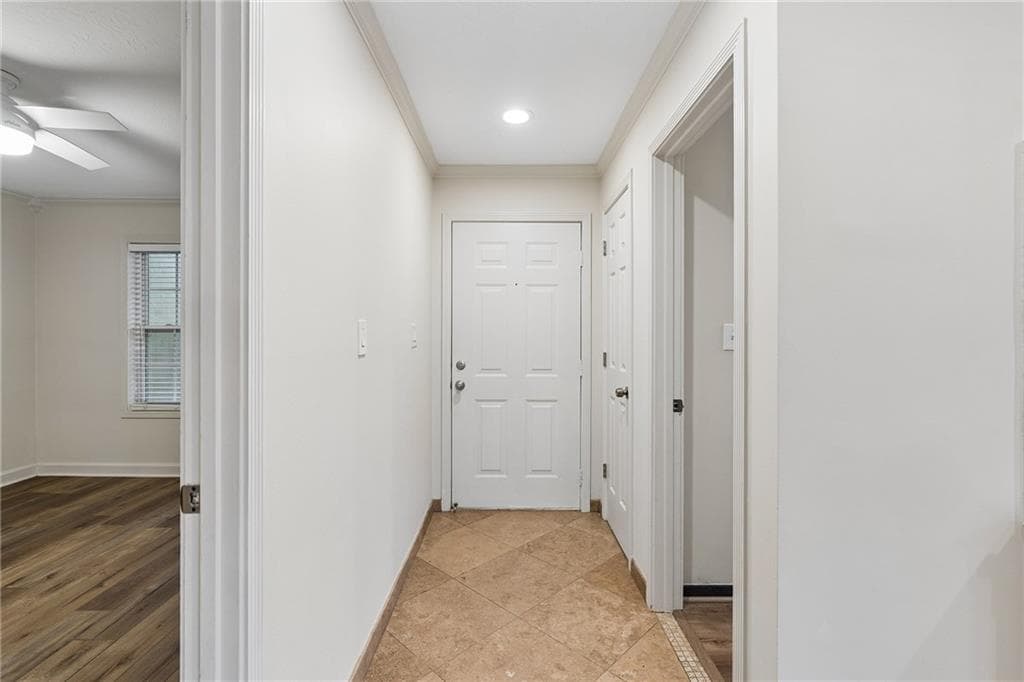 2 bedroom, 2 bathroom, 1,017 sq ft condominium for sale at 2144 River Heights Court, Marietta, GA 30067 — photo 4