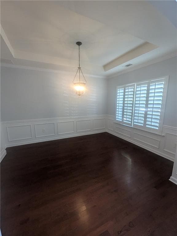 4 bedroom, 3 bathroom, 2,384 sq ft single family residence for rent at 6630 Grove Crossing Court, Cumming, GA 30028 for $2,900 a month — photo 9