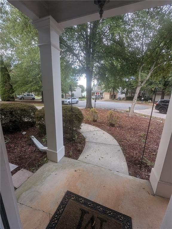 4 bedroom, 3 bathroom, 2,384 sq ft single family residence for rent at 6630 Grove Crossing Court, Cumming, GA 30028 for $2,900 a month — photo 4