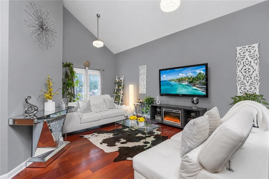 3 bedroom, 3 bathroom, 1,491 sq ft single family residence for sale at 5902 Brookside Drive, Mableton, GA 30126 — photo 6
