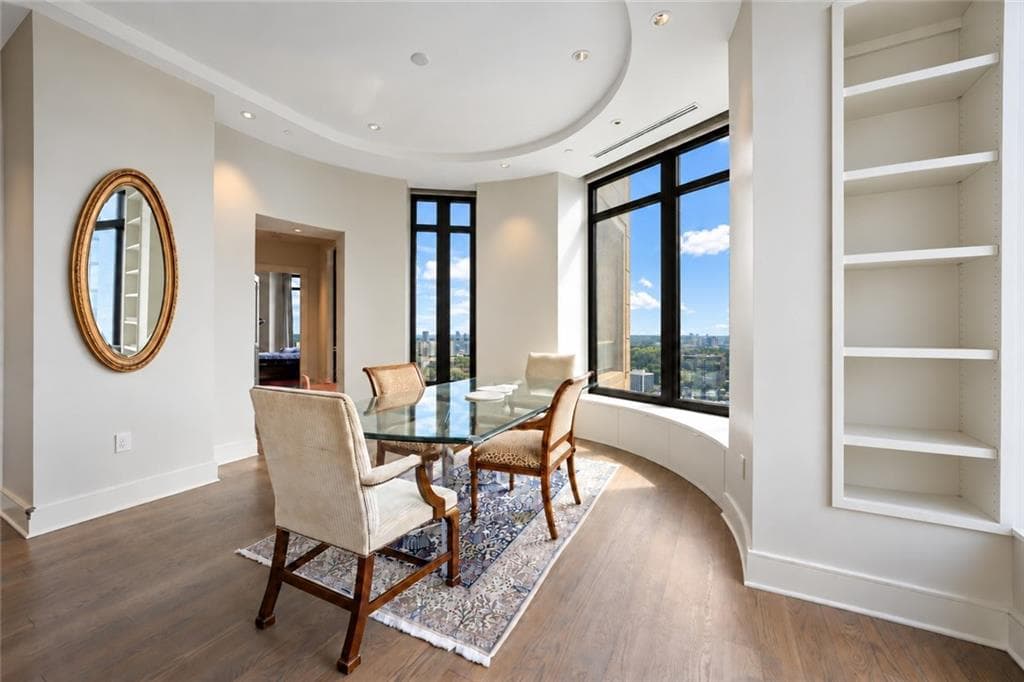 3 bedroom, 4 bathroom, 3,541 sq ft condominium for rent at 3376 Peachtree Road 44B, Atlanta, GA 30326 for $14,000 a month — photo 7