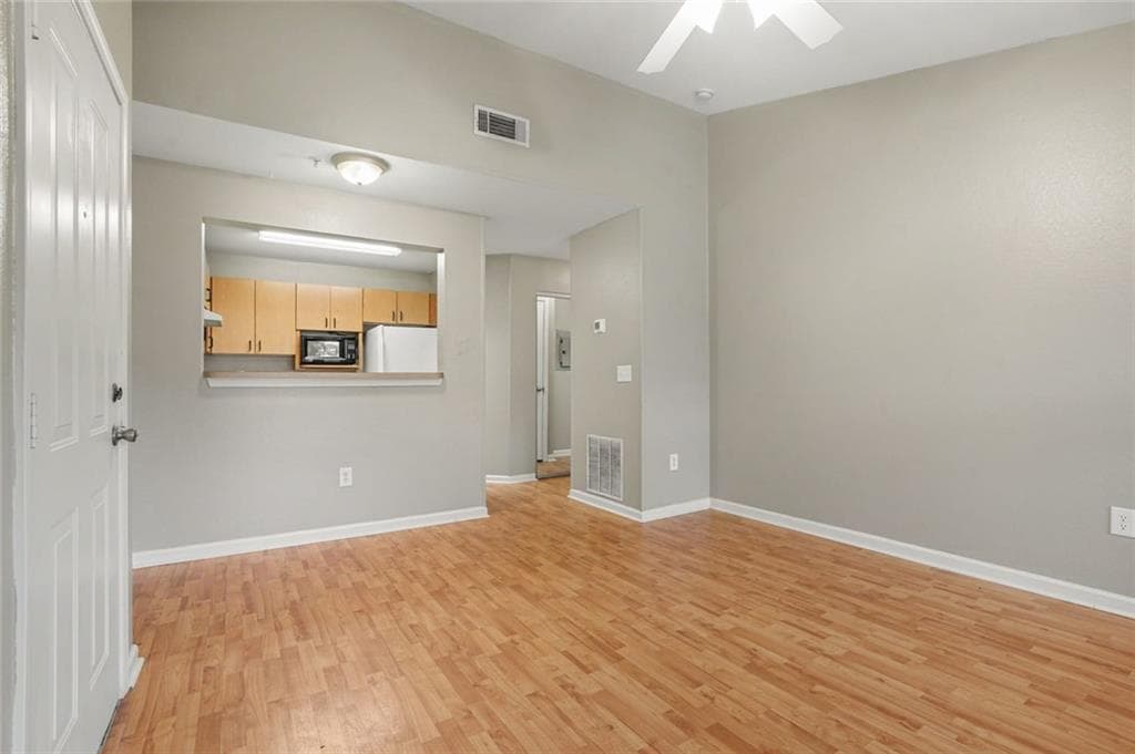 2 bedroom, 2 bathroom, 864 sq ft condominium for sale at 211 North Avenue 1332, Athens, GA 30601 — photo 10