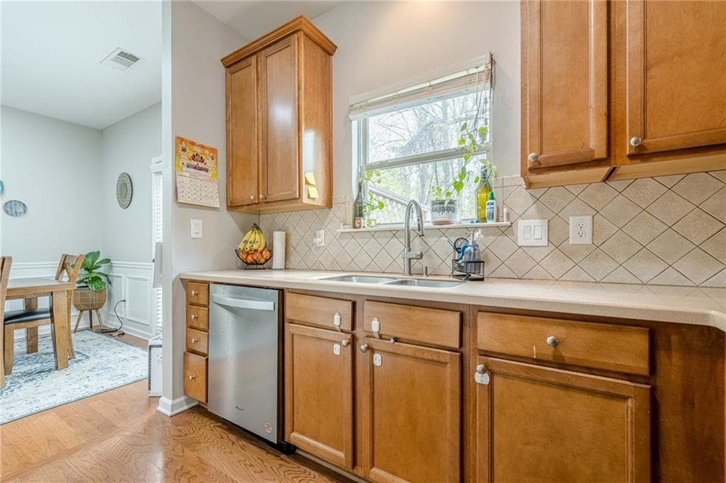 4 bedroom, 4 bathroom, 2,460 sq ft townhouse for sale at 2705 Maple Park Place, Cumming, GA 30041 — photo 9
