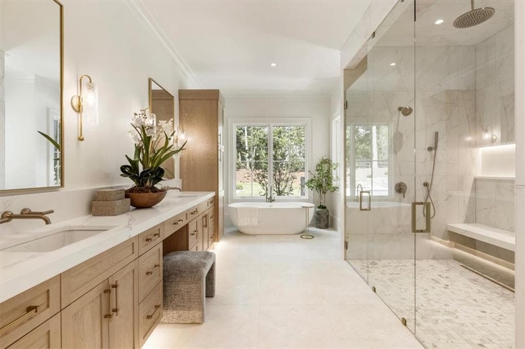 6 bedroom, 9 bathroom, 10,831 sq ft single family residence for sale at 13265 Owens Way, Milton, GA 30004 — photo 4