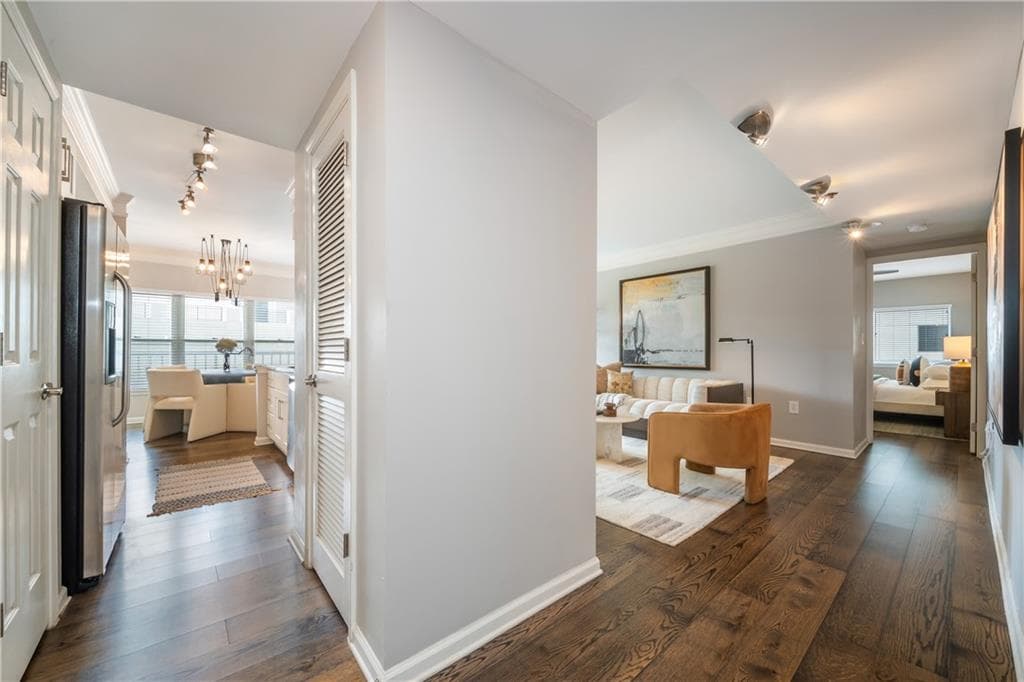 2 bedroom, 2 bathroom, 1,350 sq ft condominium for rent at 275 13th Street 312, Atlanta, GA 30309 for $3,200 a month — photo 10