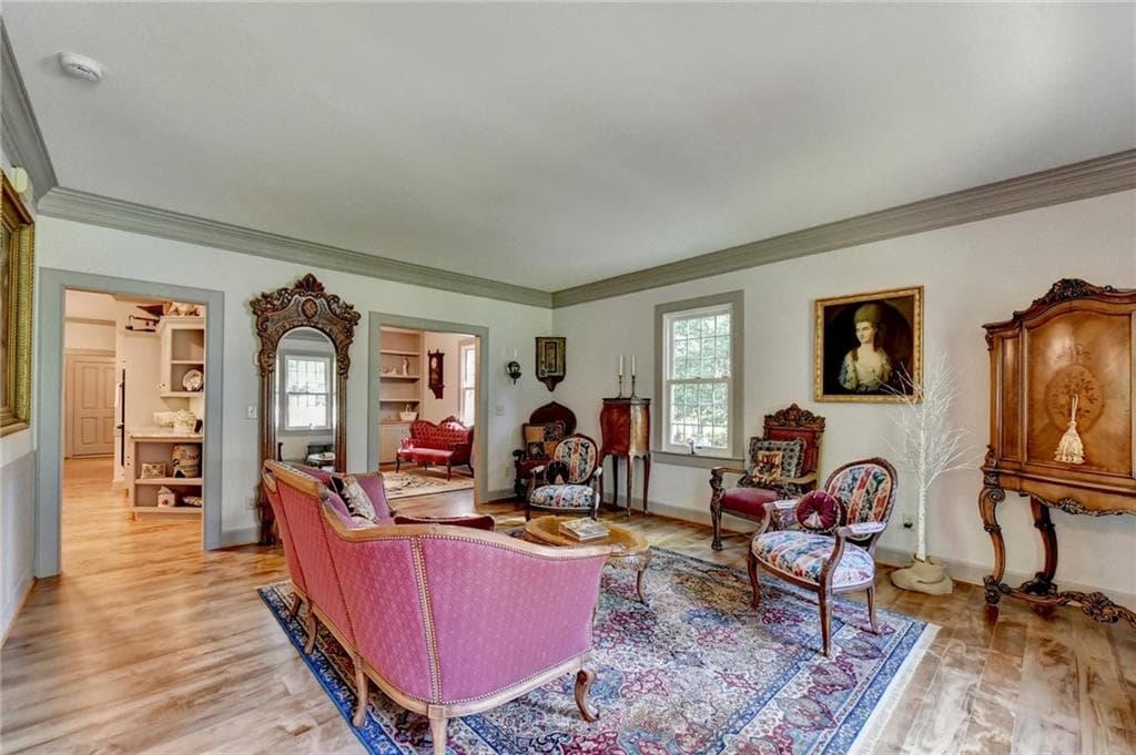5 bedroom, 6 bathroom, 3,684 sq ft single family residence for sale at 675 Peace Creek Trace, Alpharetta, GA 30005 — photo 9