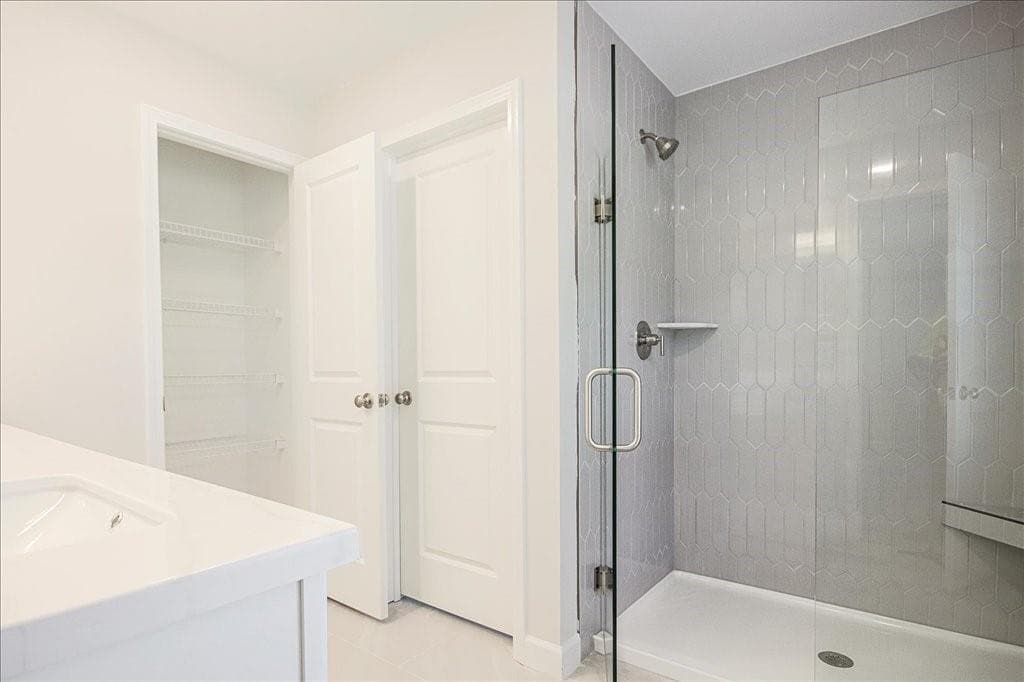 3 bedroom, 3 bathroom, 1,805 sq ft townhouse for sale at 541 Feldspar Way, Lawrenceville, GA 30043 — photo 9