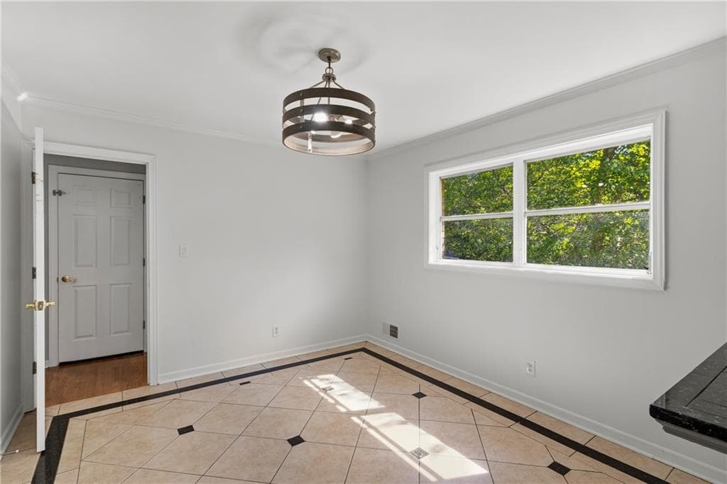 4 bedroom, 3 bathroom, 2,296 sq ft single family residence for sale at 2741 Elkhart Circle, Marietta, GA 30064 — photo 7