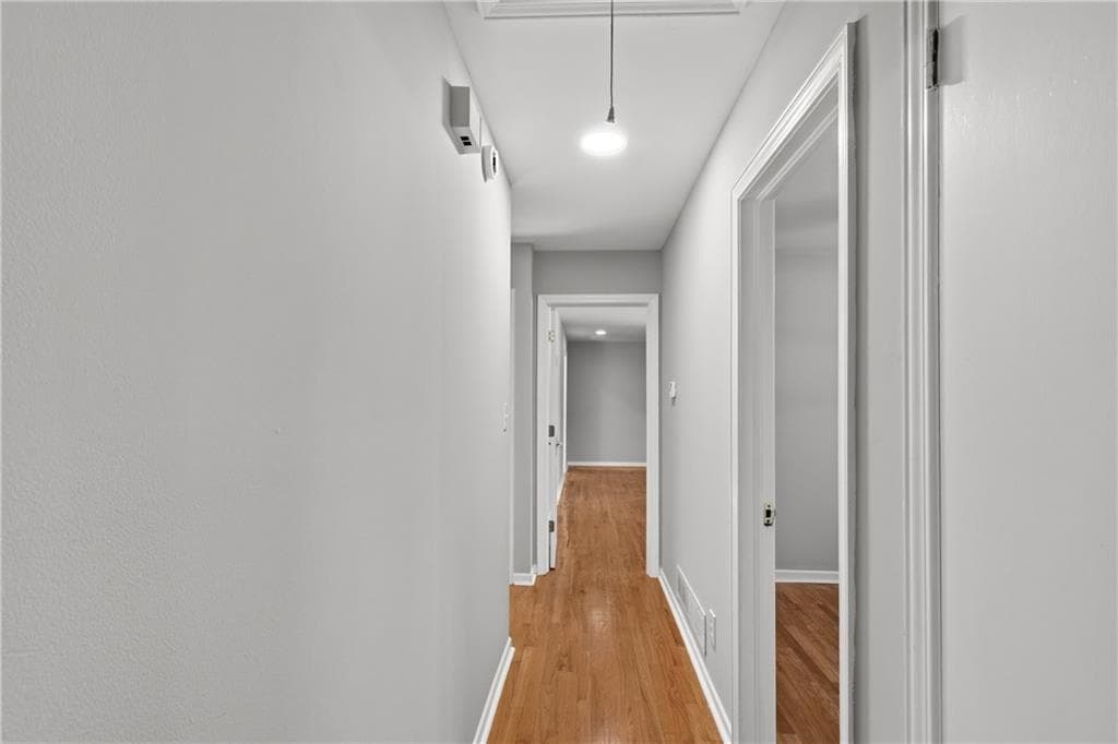 4 bedroom, 3 bathroom, 2,296 sq ft single family residence for sale at 2741 Elkhart Circle, Marietta, GA 30064 — photo 8
