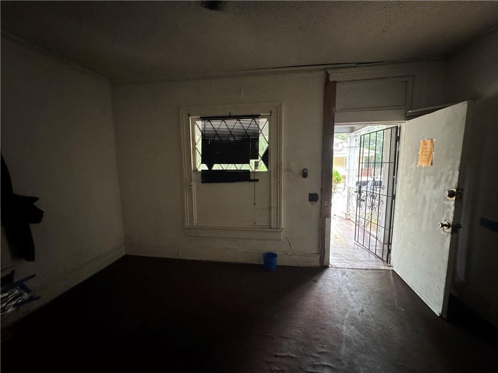3 bedroom, 1 bathroom, 1,481 sq ft single family residence for sale at 2072 Beech Avenue, Macon, GA 31204 — photo 6