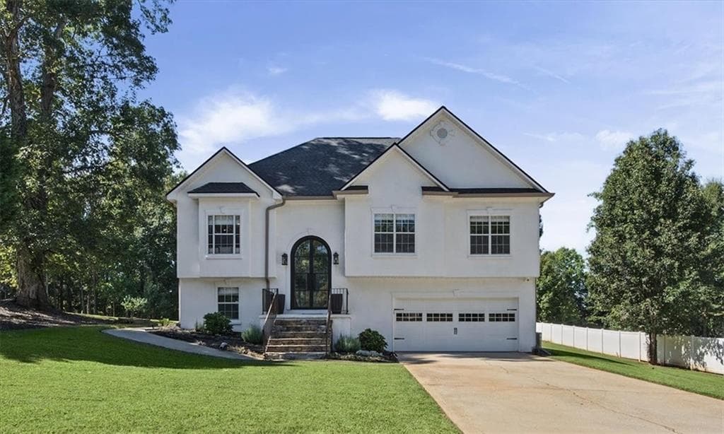 4 bedroom, 3 bathroom, 2,406 sq ft single family residence for sale at 136 Huntcliff Trail, Ellenwood, GA 30294 — photo 8