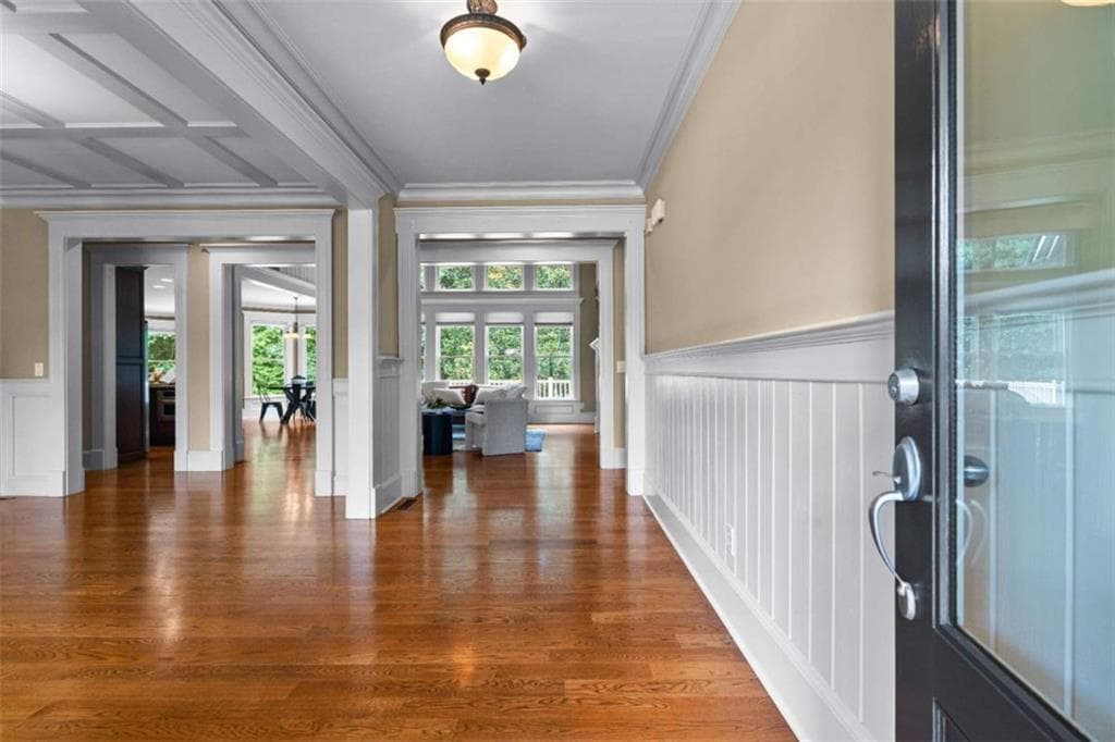 5 bedroom, 7 bathroom, 6,025 sq ft single family residence for sale at 120 Crystal Court, Tyrone, GA 30290 — photo 7