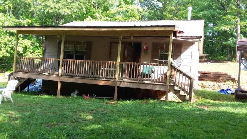 3 bedroom, 1 bathroom, 968 sq ft single family residence for sale at 80 Beaver Run Court, Waco, GA 30182