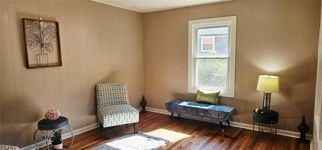 3 bedroom, 1 bathroom, 1,250 sq ft single family residence for sale at 425 Francis Circle, Mableton, GA 30126 — photo 2