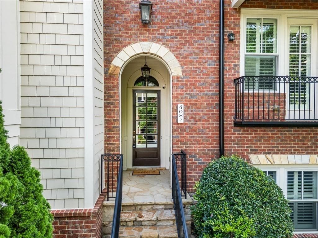 4 bedroom, 5 bathroom, 4,039 sq ft townhouse for sale at 4087 Thorndale Lane, Smyrna, GA 30080 — photo 8