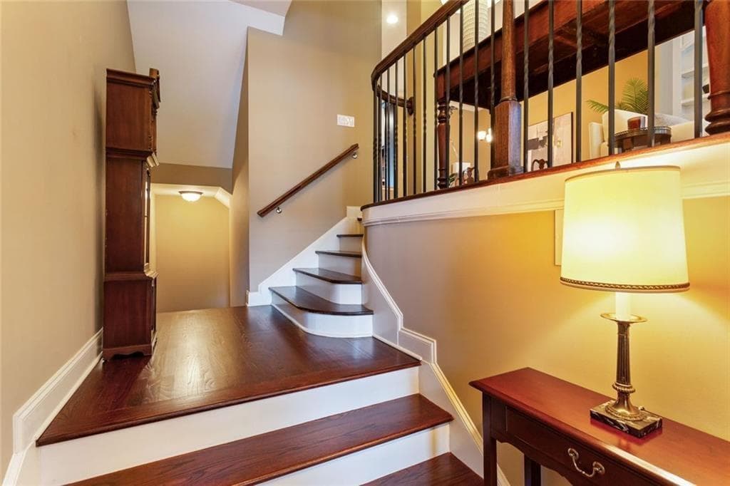 4 bedroom, 5 bathroom, 4,039 sq ft townhouse for sale at 4087 Thorndale Lane, Smyrna, GA 30080 — photo 10